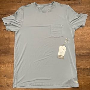 Vuori - Linear Tech Tee - Light Cloud - Striped - Medium